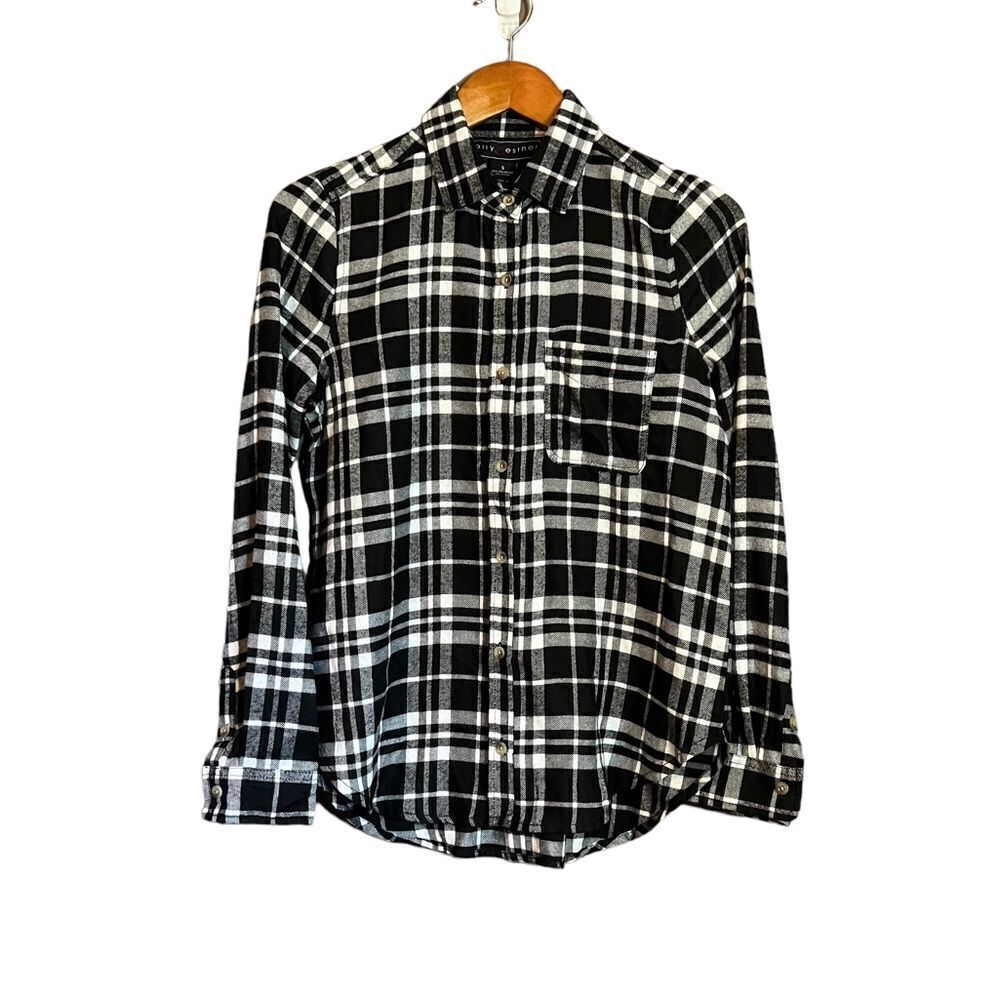 NWT! Polly & Esther black & white flannel shirt‎